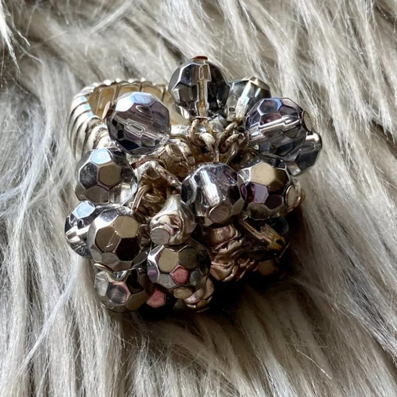 🟣 (2/$20) - Fun Large Beaded Stretch Ring - One Size - Picture 5 of 8